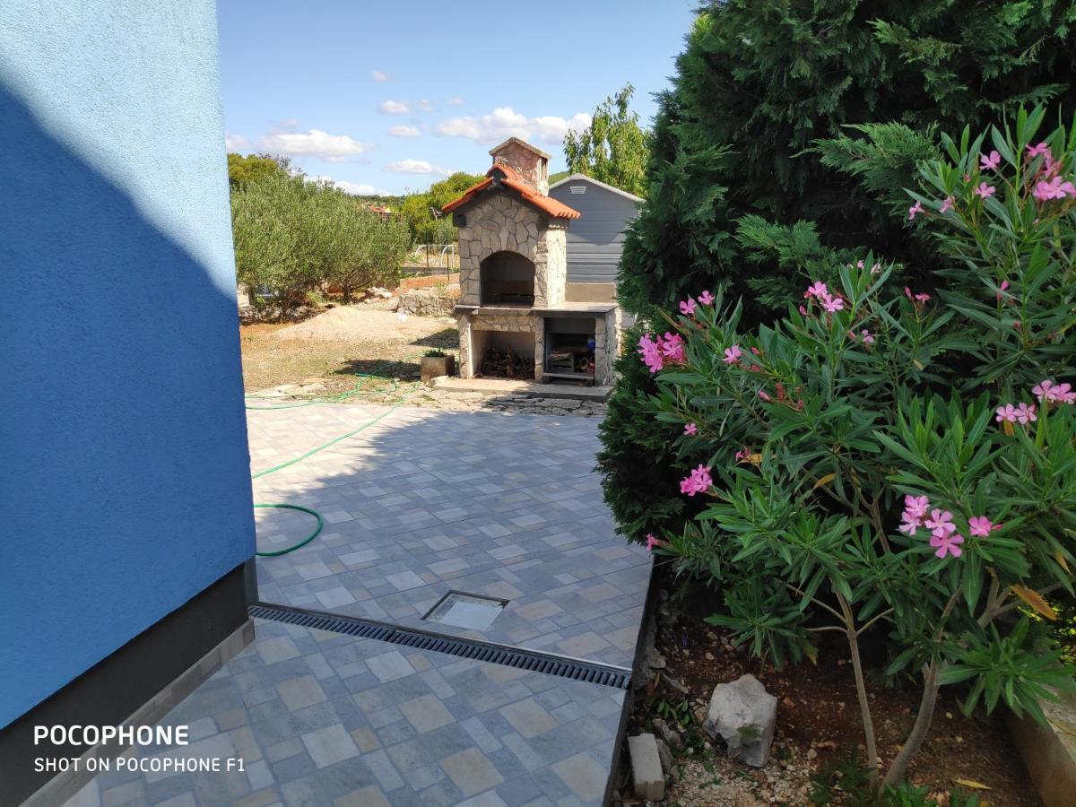 Blue House Sibenik Apartment Bagian luar foto